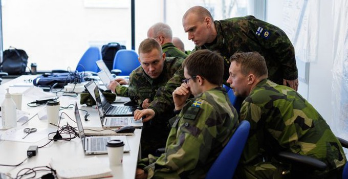 HOP och motsvarande officersstuderande i Finland på samövningen Tejo23.