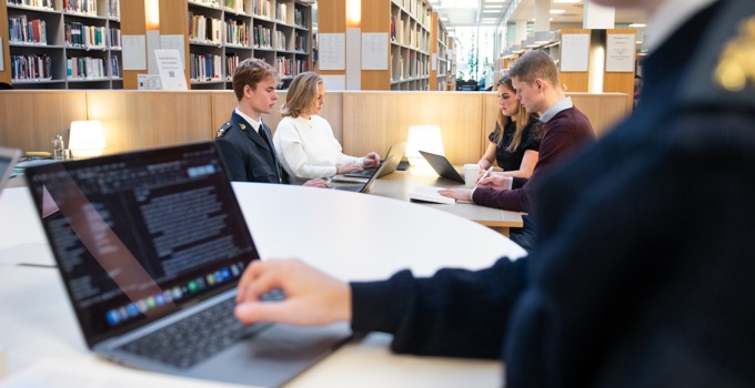 Student o laptop