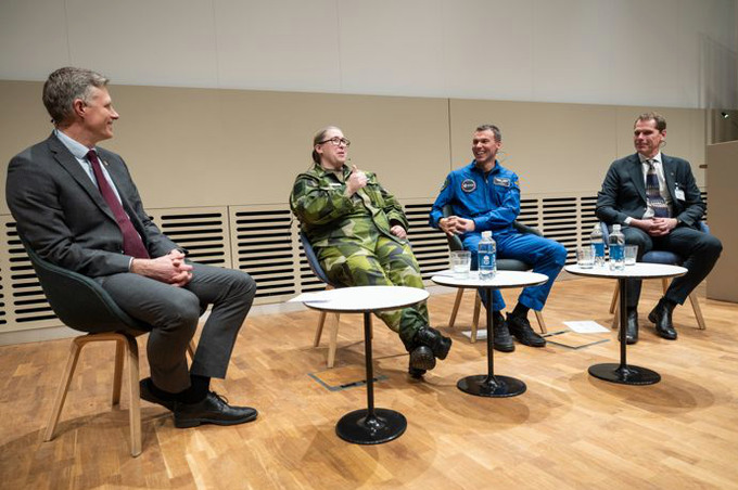 Panelsamtal i Sverigesalen